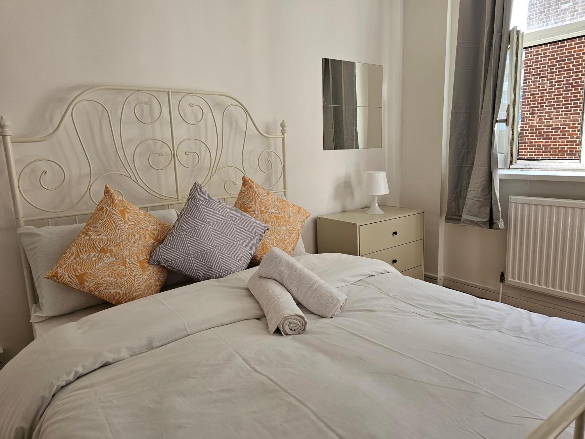 Towerhill Rooms London Exterior photo